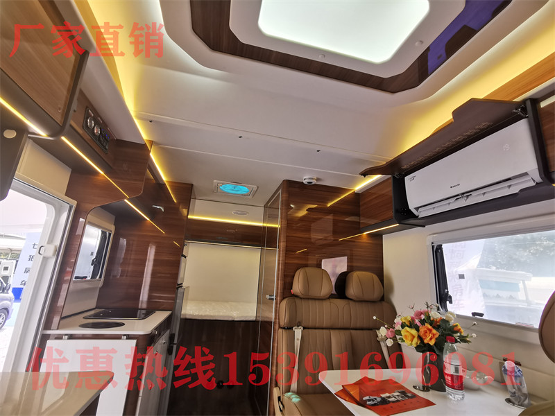 500萬以上豪華房車 奔馳烏尼莫克房車:探索豪華行車生活的極致體驗(yàn)